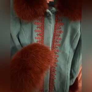 Oscar DeLarenta Elegant Teal and Brown Embroidered Women's Coat
